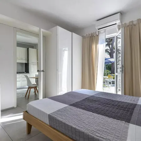 Fantagali - 503 Con Giardino A 30mt Dal Mare *